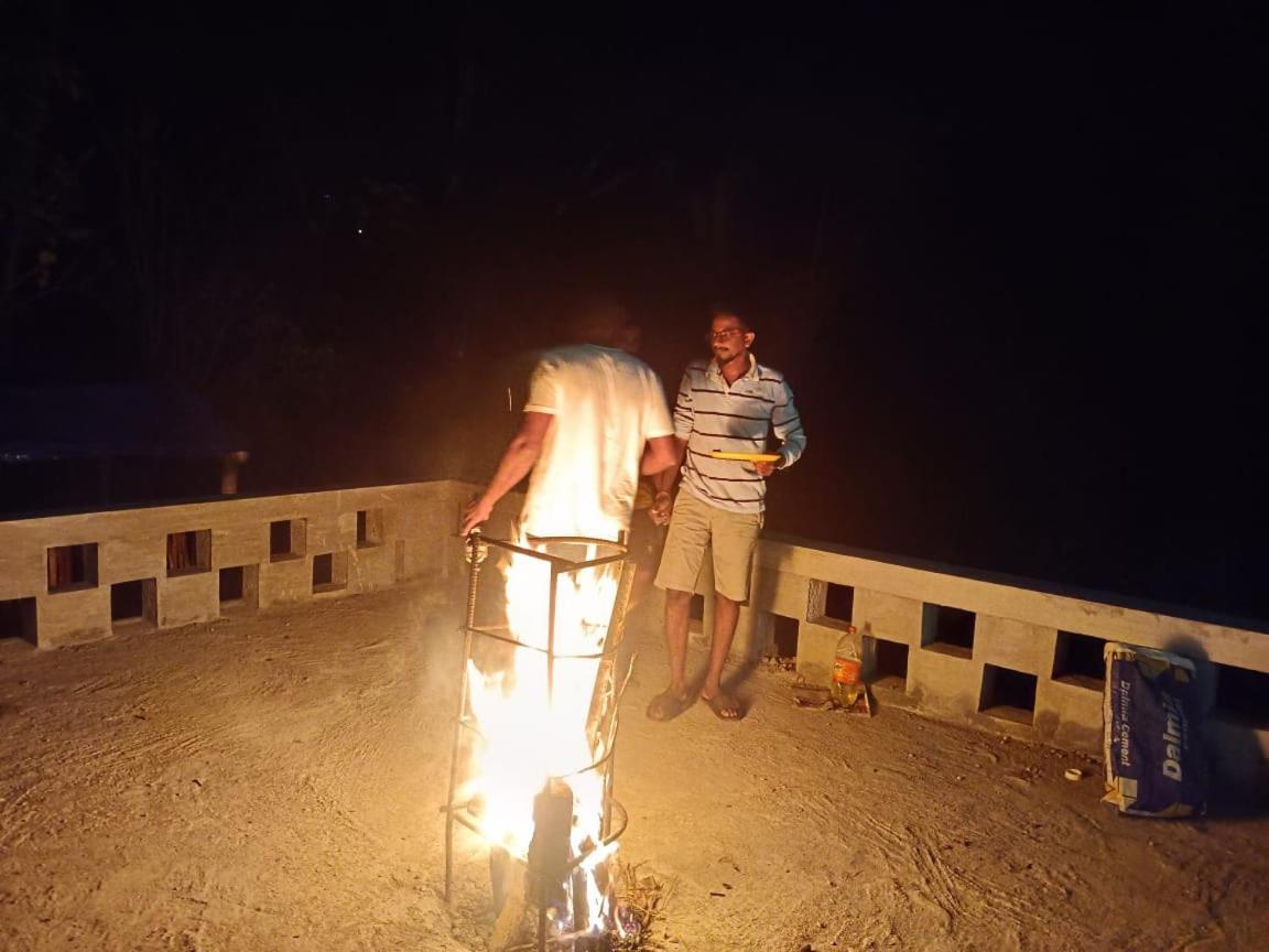 Mistey Valley Munnar Villa Anachal Bagian luar foto